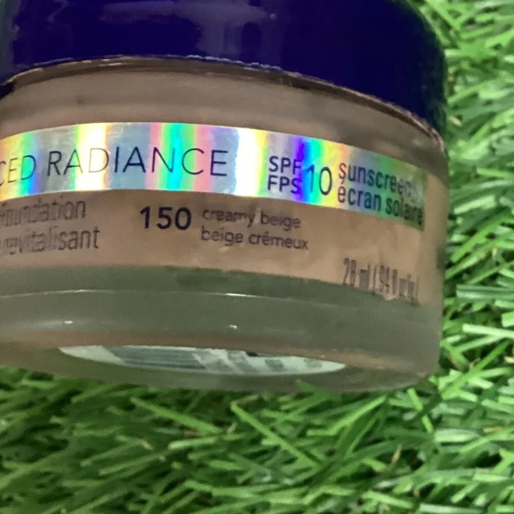 Covergirl Advanced Radiance Restoration Cream Foundation 150 Creamy Beige